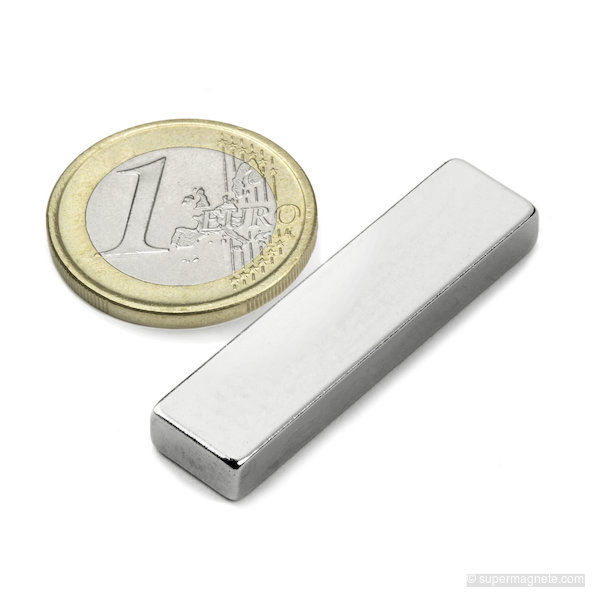 Parallélépipède magnétique 40 x 10 x 5 mm